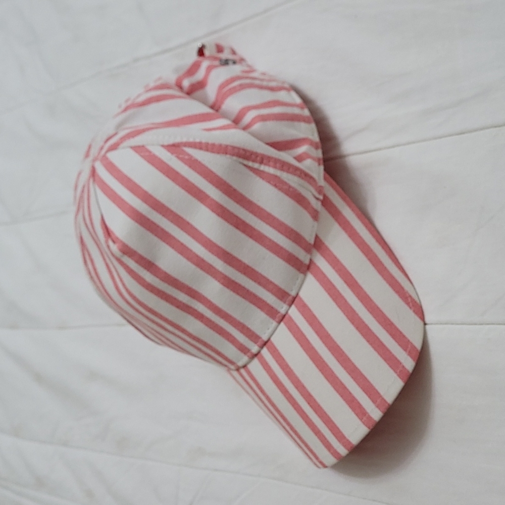 Lululemon Classy cap
